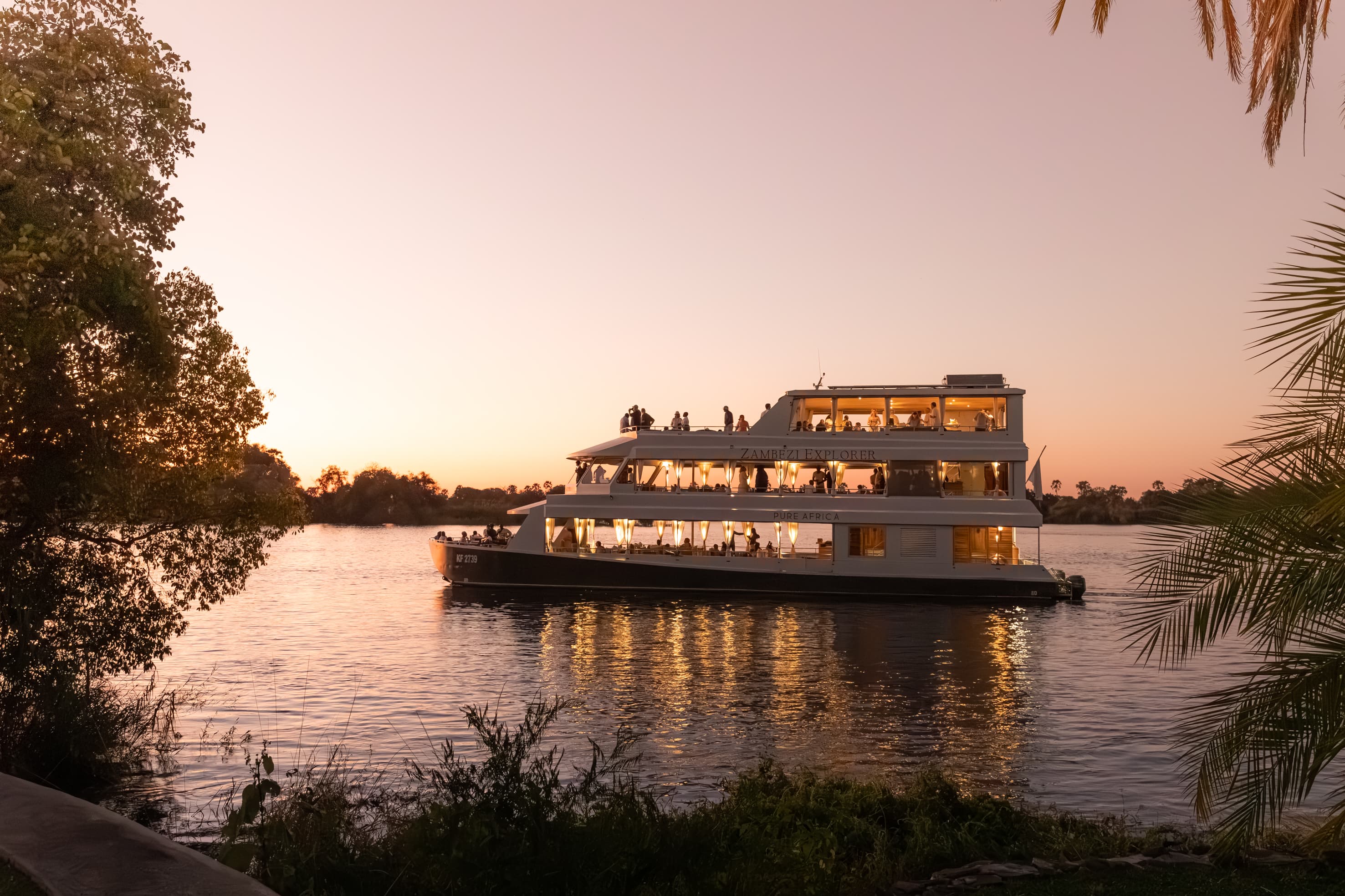 Zambezi Explorer Luxury Deck Cruise — Victoria Falls